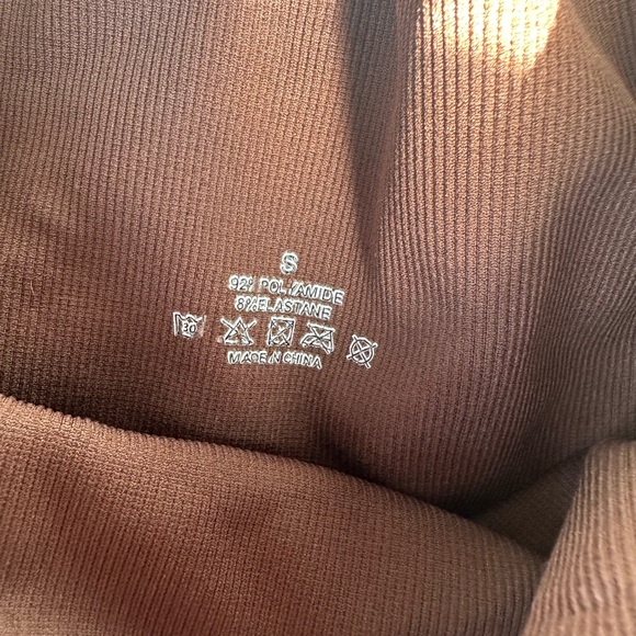 Size Small Brown cheeky biker shorts never worn - Picture 3 of 3